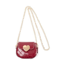 将图片加载到图库查看器，girls red bag
