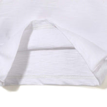 将图片加载到图库查看器，'Button' Basic Short Sleeve T-Shirt
